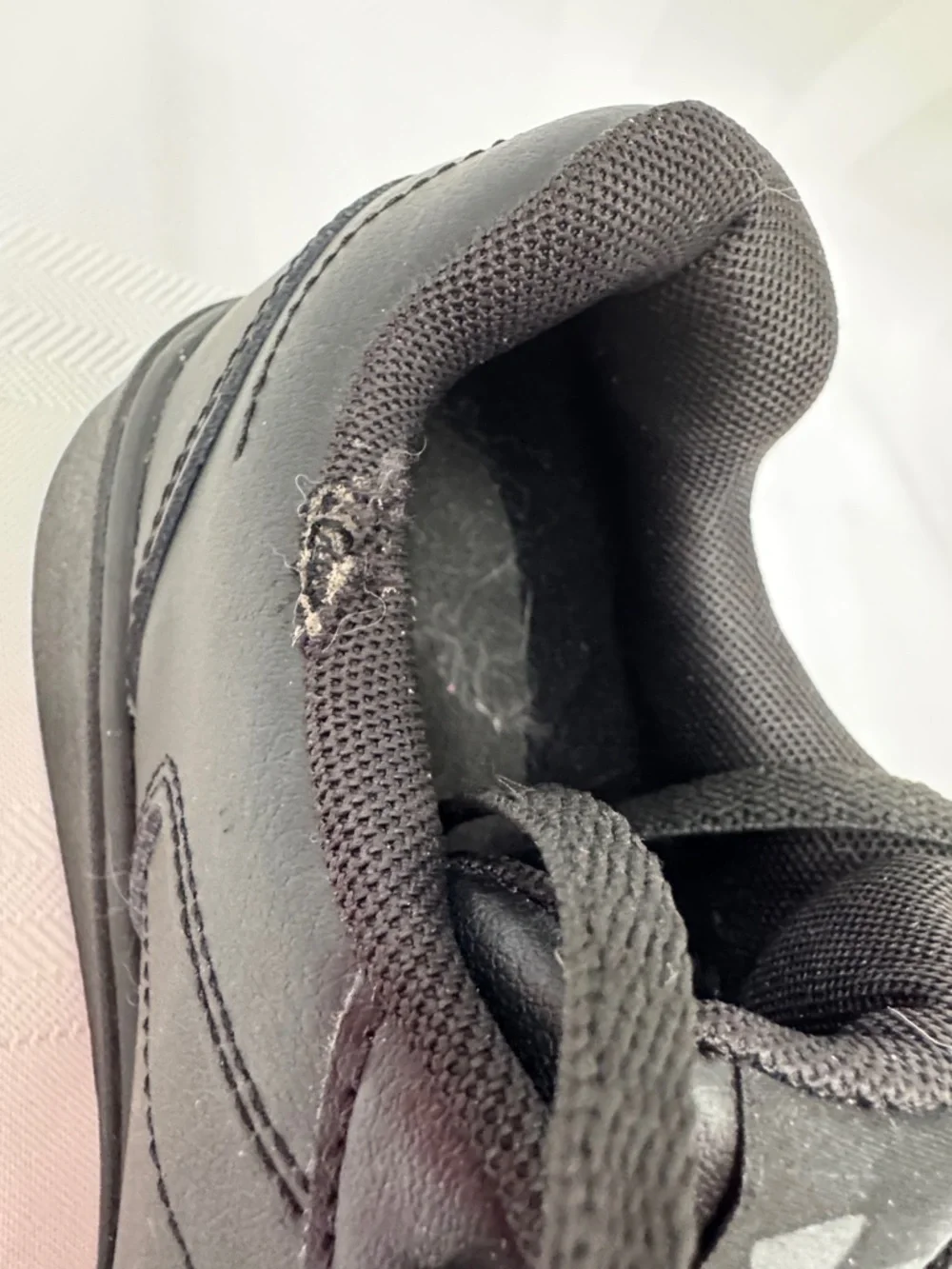 Under Armour all black